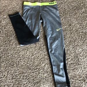 Nike leggings